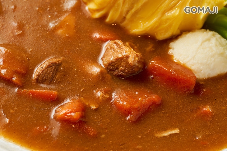 裙擺蛋咖哩飯定食 