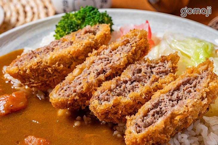 炸牛肉餅咖哩飯套餐 (炸物三選一＋味噌湯or飲料)