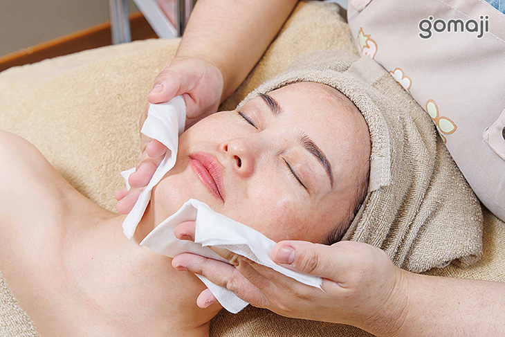 a.全臉手工深淺層粉刺淨化全程100分(純手技)