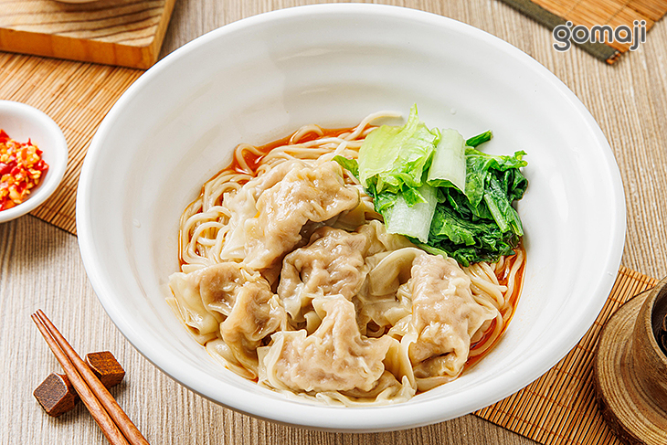 鮮肉紅油炒手麵