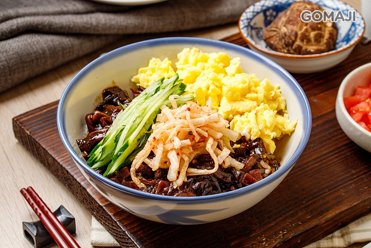 韓6B:韓式炸醬飯+虱目魚丸湯+燙青菜
