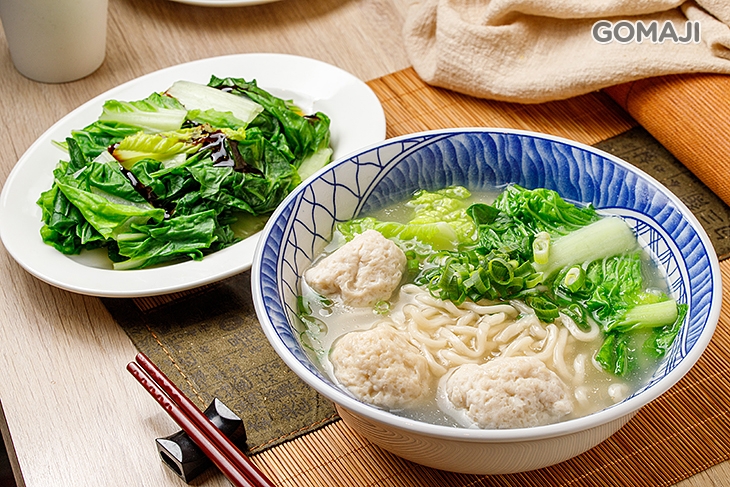 台南虱目魚丸湯麵套餐:魚丸湯麵+燙青菜 