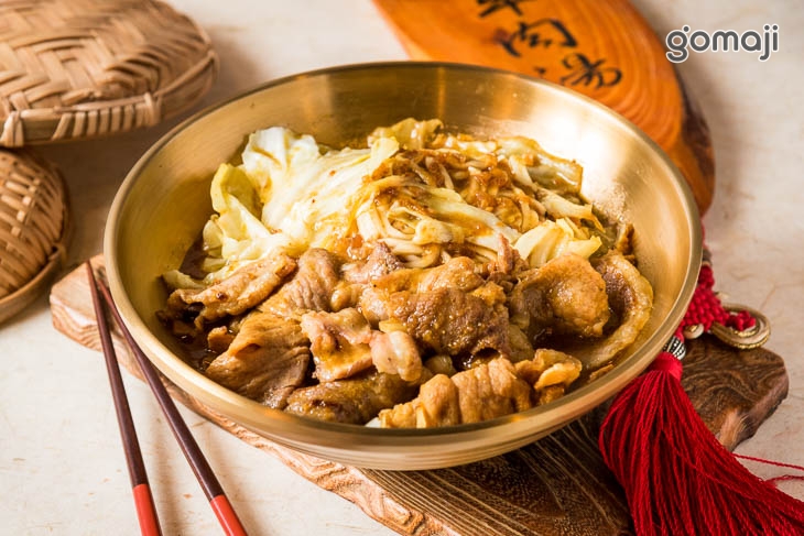 咖哩豬肉拌麵