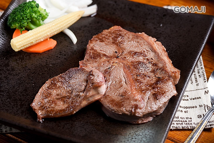 奧肋岡板腱牛排