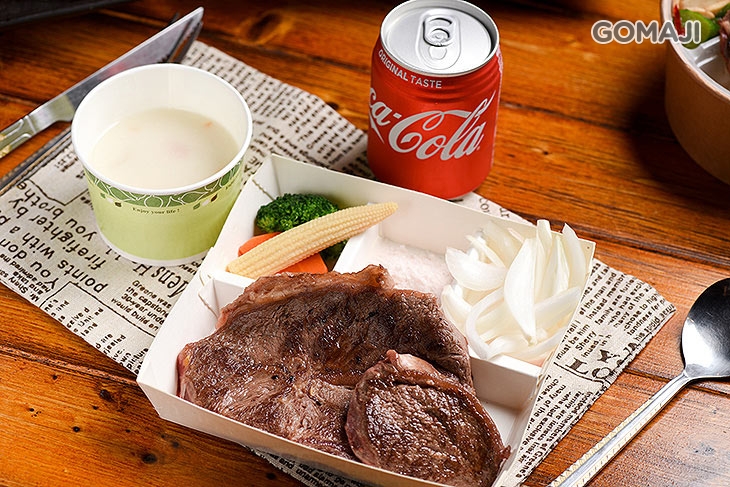 超值澎派人氣餐 〈安格斯骰子牛/奧勒岡板腱牛排/松阪豬排 任選一,以上均附湯、可樂〉