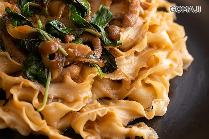 三杯豬柳緞帶麵