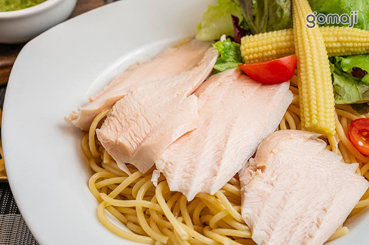 舒肥雞胸冷拌麵＋三星台式青醬(可選搭日式胡麻醬)