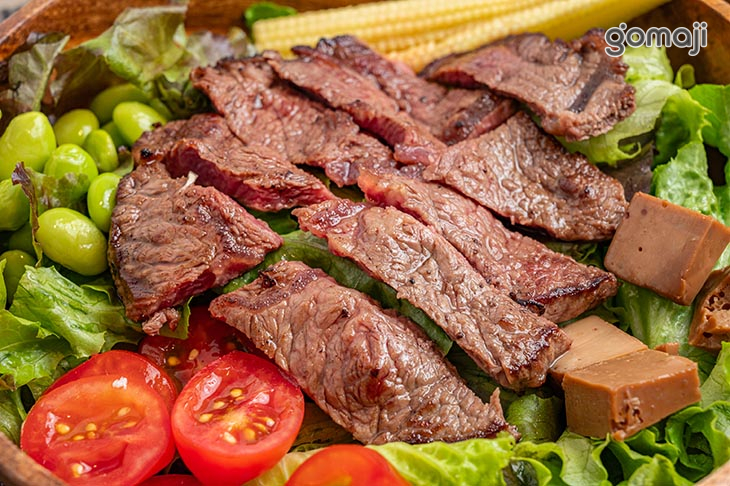 嫩肩牛排蒔蔬(醬料四選一)(蘋果油醋醬、和風醬、胡麻醬、蜂蜜芥末) 