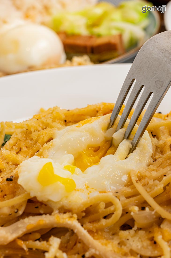 招牌清炒蒜辣麵