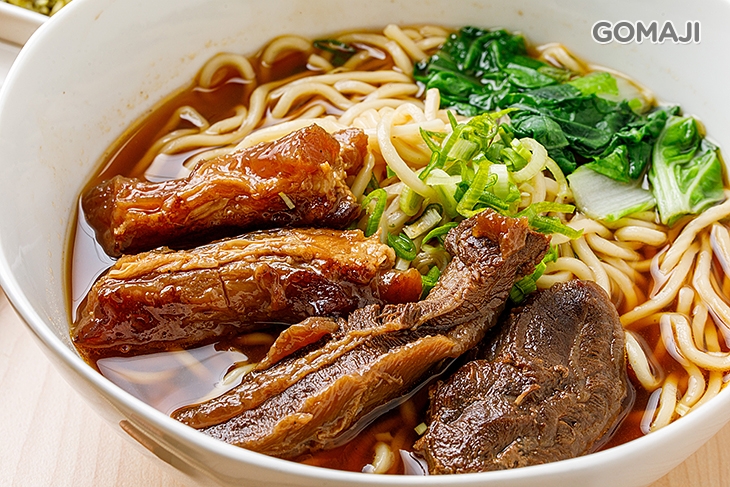 紅燒半筋牛肉麵