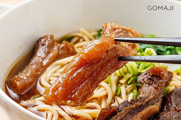 紅燒半筋牛肉麵