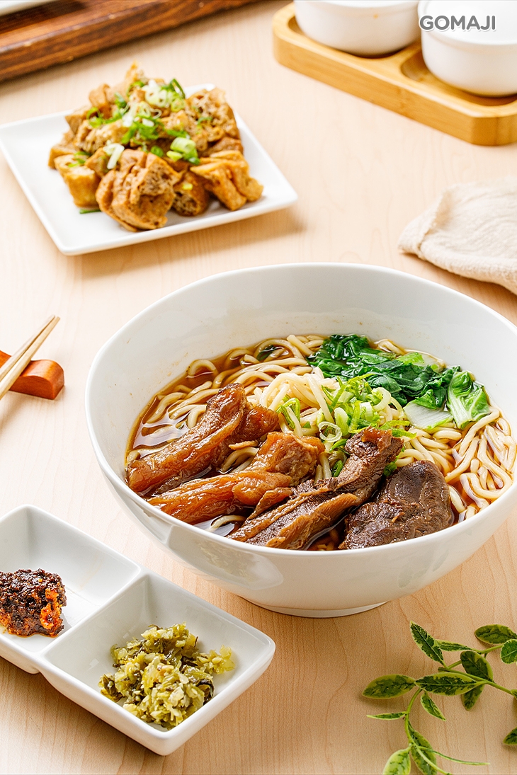 紅燒半筋牛肉麵