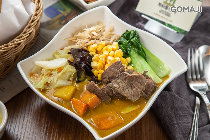 南洋咖哩牛肉飯