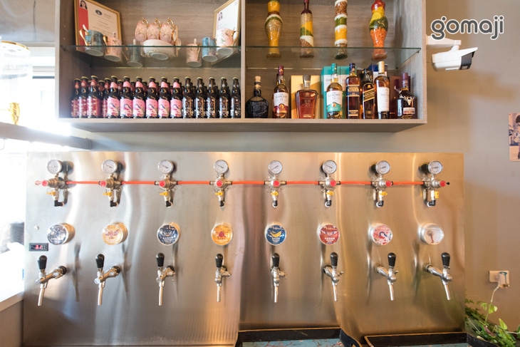  重慶故事民歌餐館