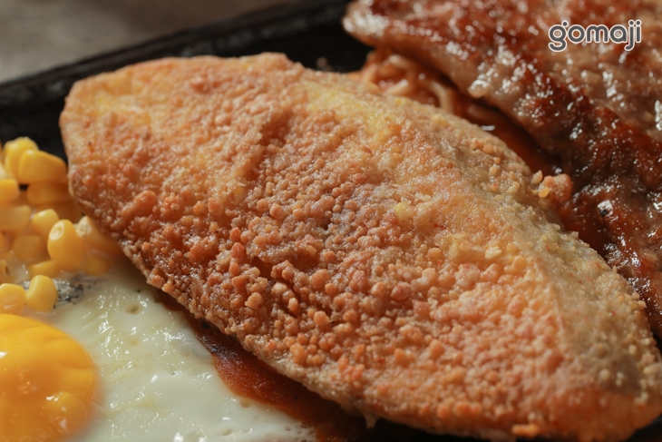 大比目魚排+豬排