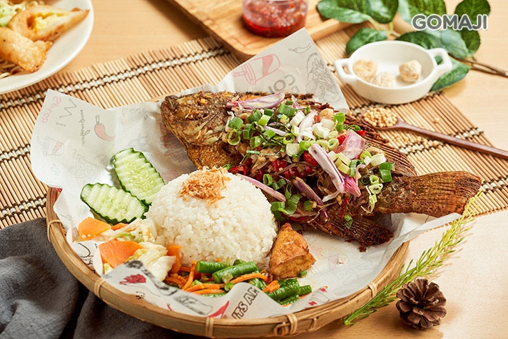 巴里島醬吳郭魚飯