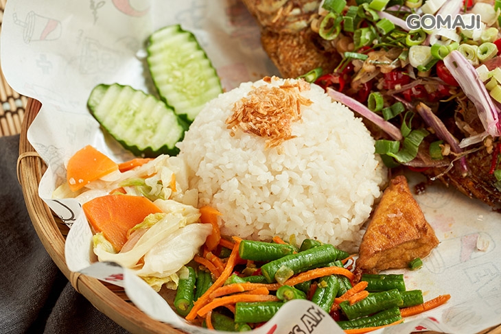 巴里島醬吳郭魚飯