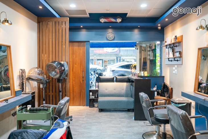 8 MILE hair salon