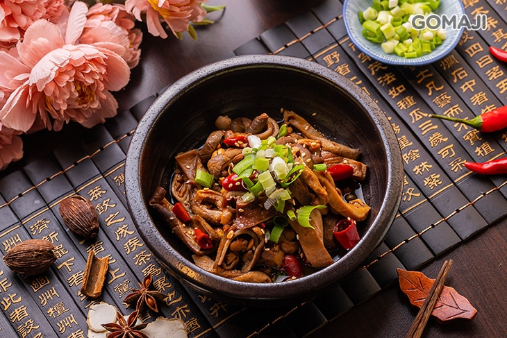  麻辣香鮮豬肚條