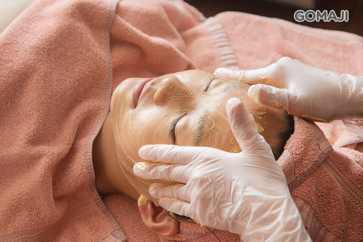 緊緻提拉小臉按摩 