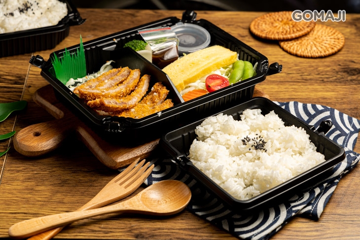 卡啦薄脆豬排定食