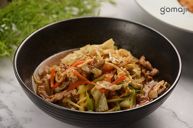 沙茶牛肉炒麵