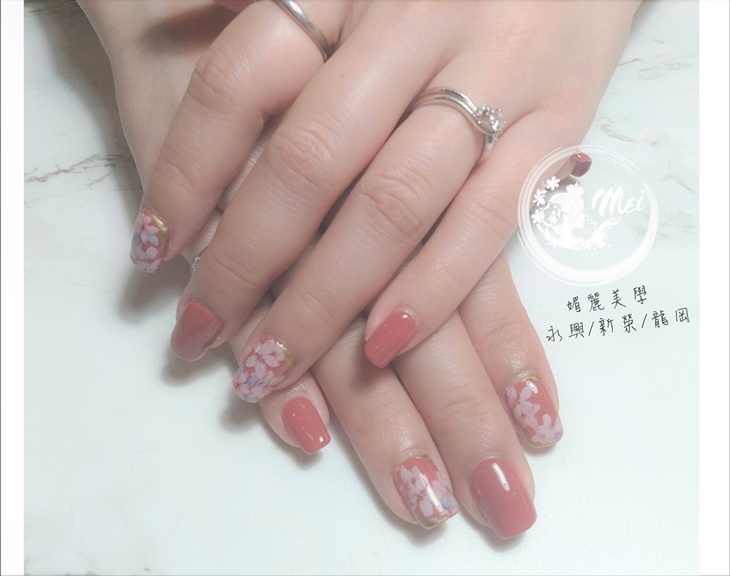 造型手部凝膠美甲