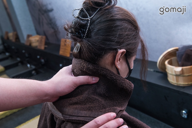 足湯道(含肩頸熱敷+泡腳,同步進行頭肩頸放鬆按摩)