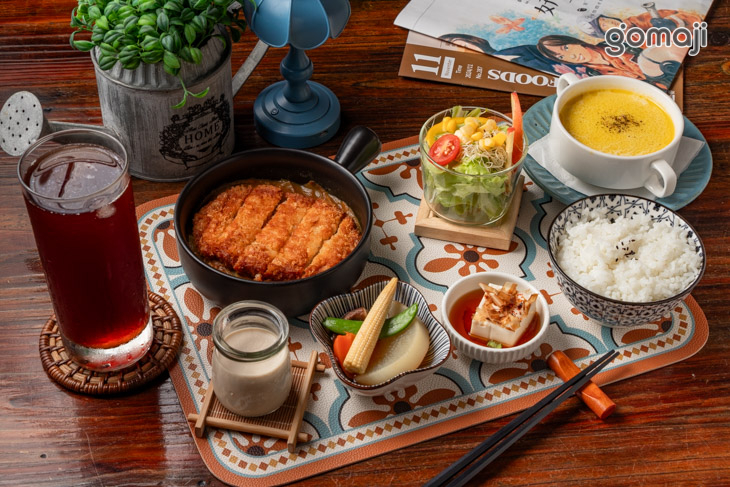 咖喱炸豬排套餐