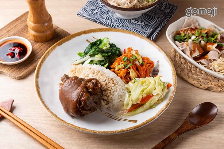 中段飯包