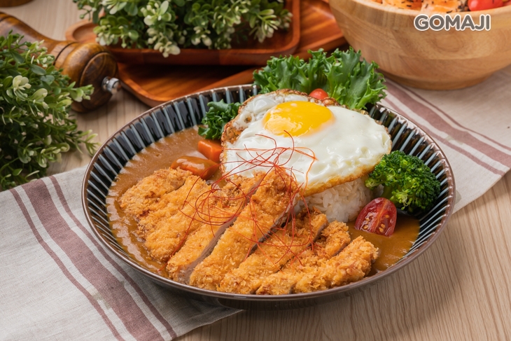 咖哩厚豬排飯