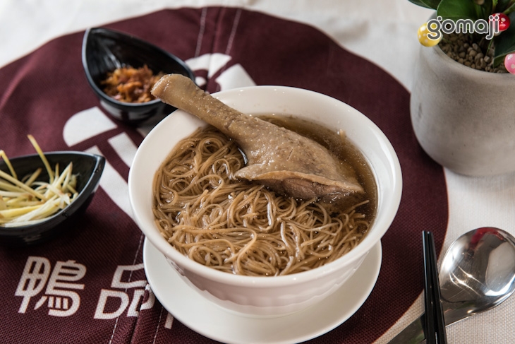 當歸鴨腿麵線
