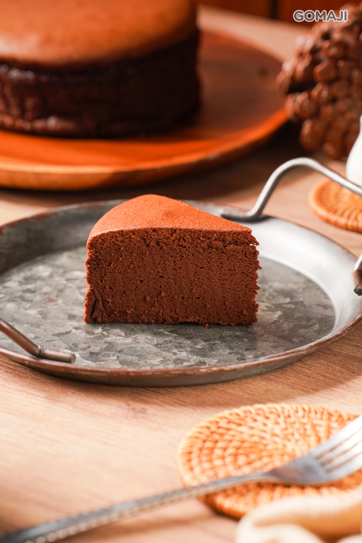 六吋義大利生巧克力蛋糕