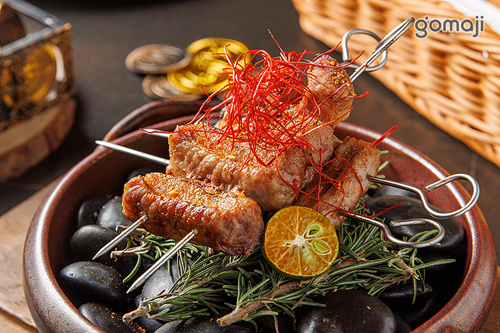 伊比利豬肋條佐蔥鹽