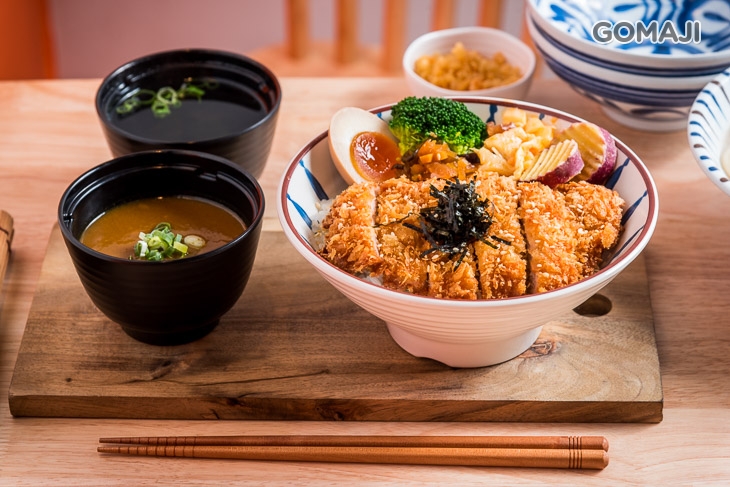 咖喱厚切豬排丼