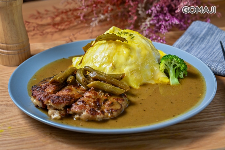 歲食椰奶漢堡肉綠咖哩