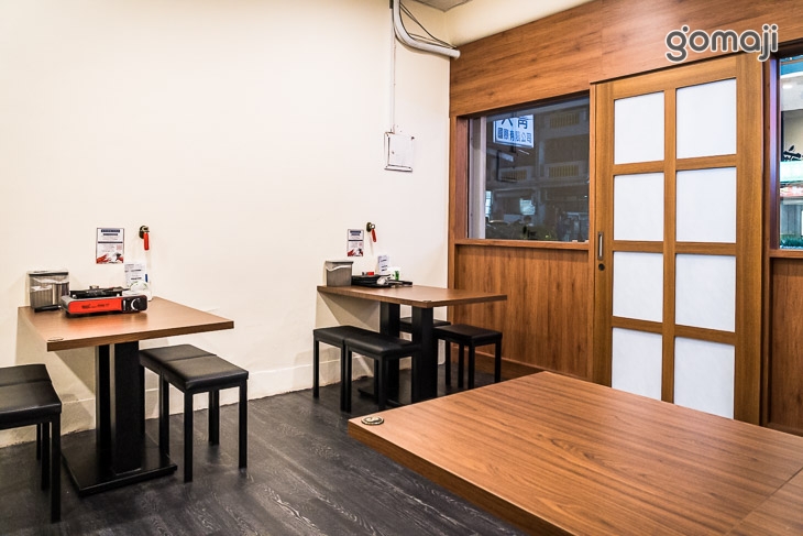 太原濟麻辣龍蝦館