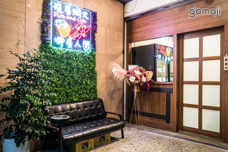 太原濟麻辣龍蝦館