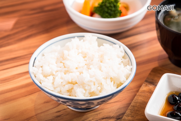 套餐附:小菜、蒸物、飯、湯品、飲品