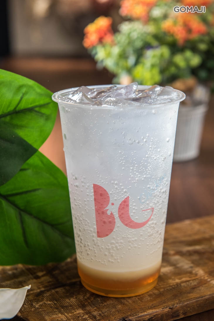 繽紛氣泡飲一杯