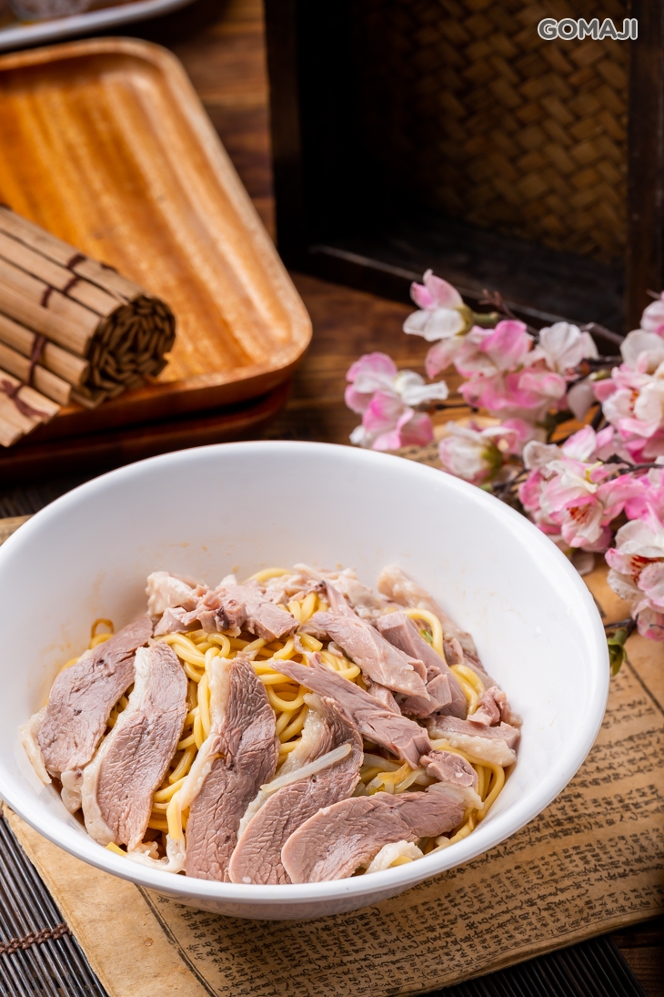 鵝肉乾麵