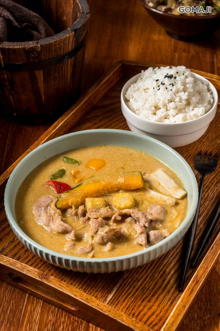 南洋綠咖哩飯-國產豬肉飯