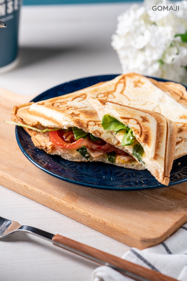 有機芝麻葉培根起司熱壓吐司