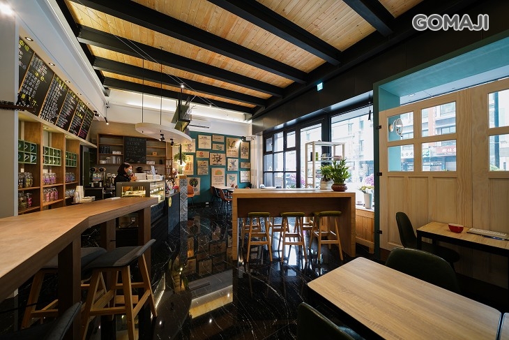 羅斯朵·晴天現烘咖啡屋(凹子底店)