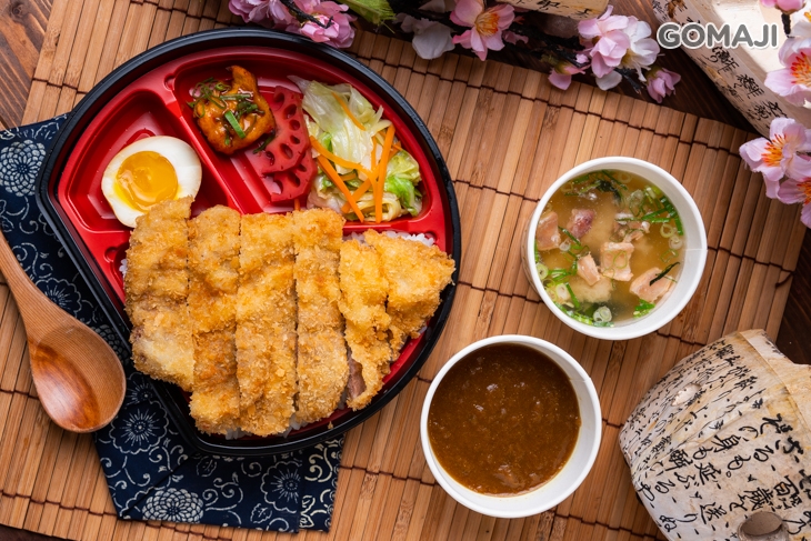厚切豬排咖哩便當
