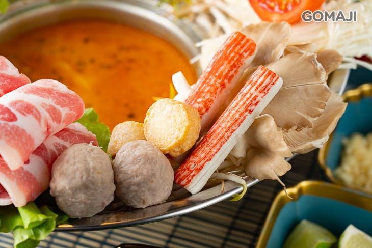 主廚特製酸辣海鮮香鍋