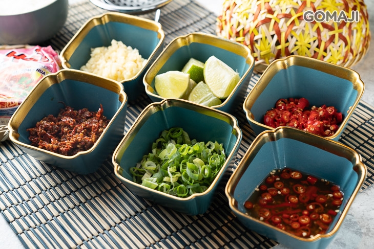 主廚特製酸辣海鮮香鍋