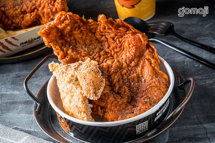 銷魂嫩酥胸+極餓獅排（雞排）