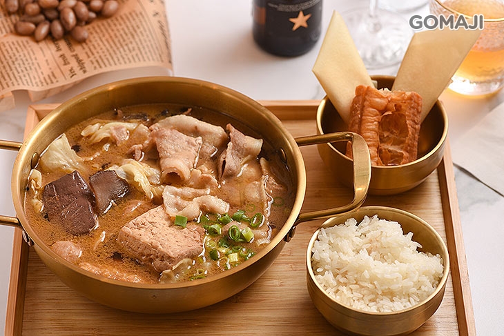 肥牛五花靈魂豆腐銷魂鴨血鍋