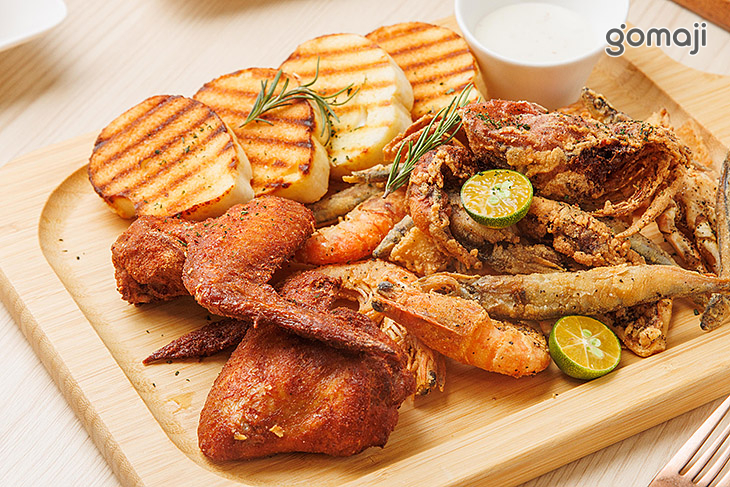 酥炸海鮮雞翅拼盤